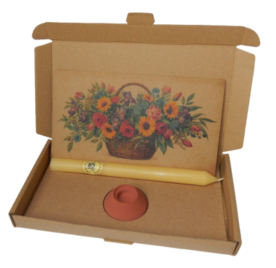Wärme-Geschenkbox – Bienenkerze, Halter & Karte „Blumenkorb"