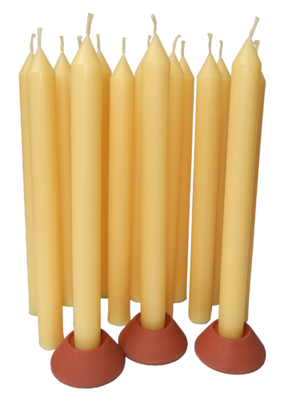 Tafelkerzen aus Bienenwachs, Ø 1,8 × 20 cm – 15 Stück mit 3 Haltern
